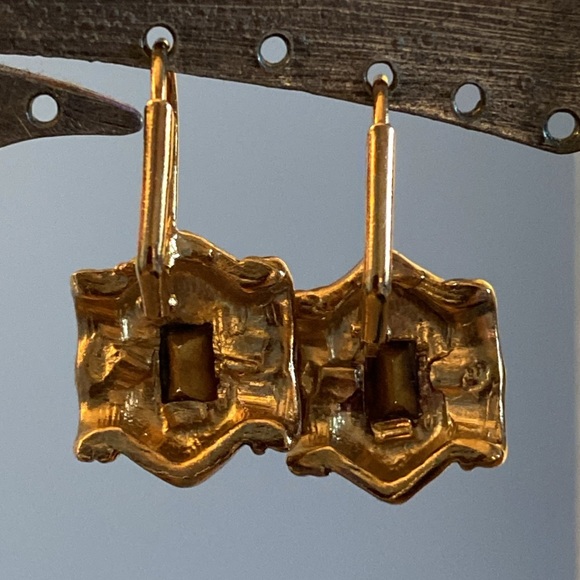 Antique-look Gold/Rhinestone Earrings - Picture 3 of 4